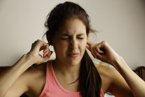 Mitől zúghat a fülünk?